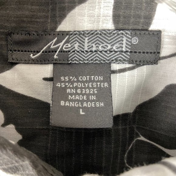Method Mens Hawaiian Black and White Button Down Short Sleeve Shirt. Size: Large - Picture 2 of 7